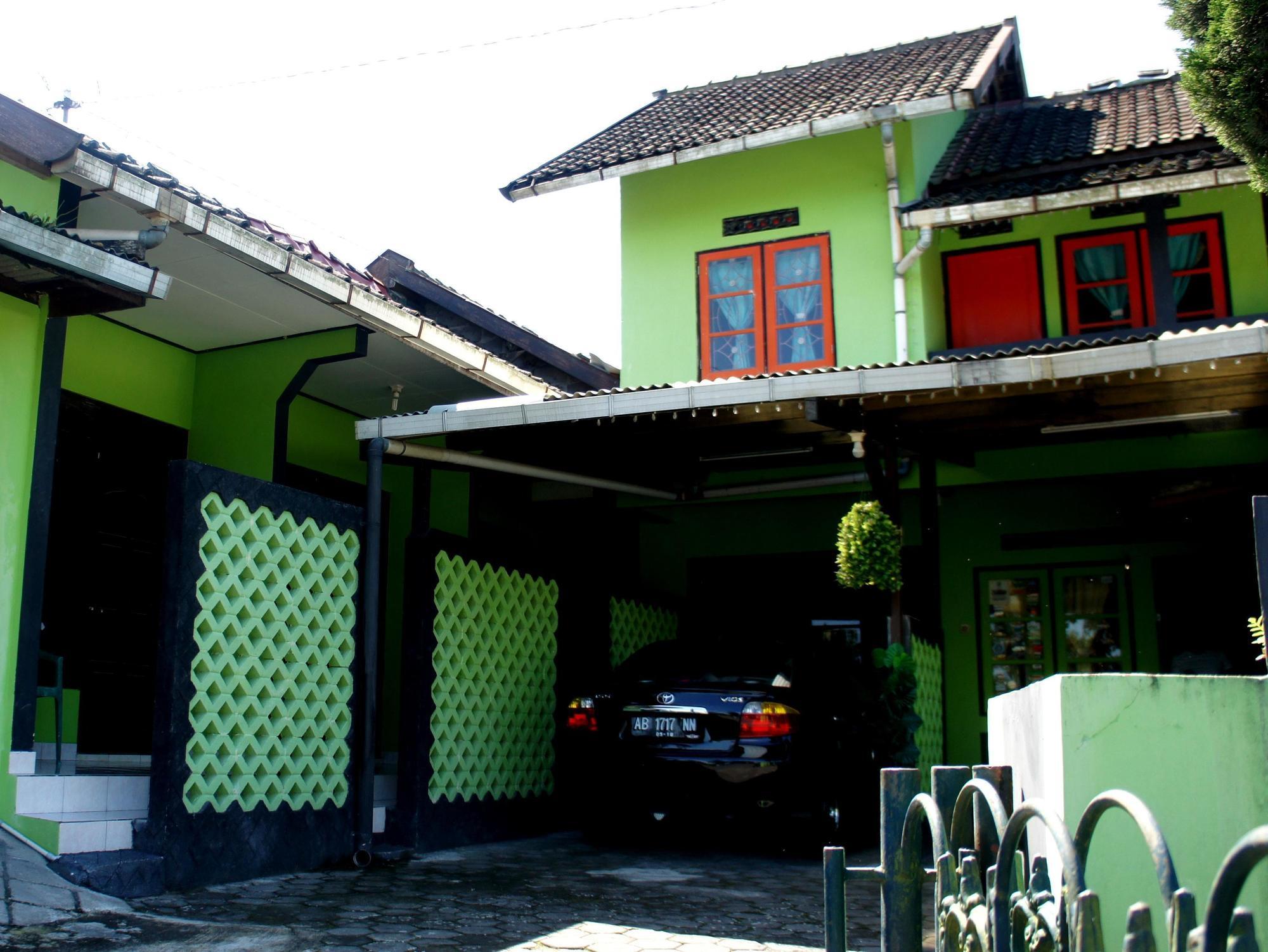 Bayu Murti Homestay Yogyakarta Exterior foto